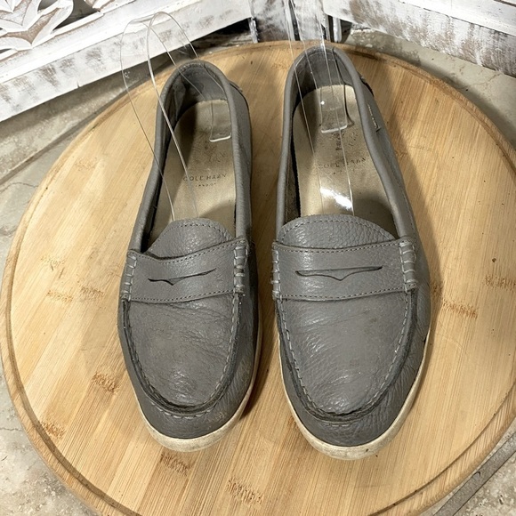 Cole Haan Women’s Penny Loafers Shoes Size 9.5B Gray Leather Rubber Sole - Picture 4 of 12